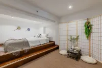 WF Apartment (Guangzhou Yongqing Fang Ruyifang Subway Station Branch)