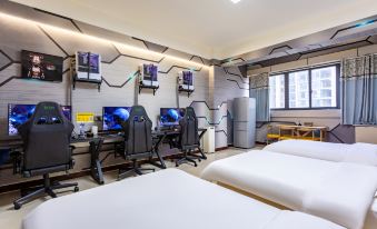 BOSS E-Sports Hotel