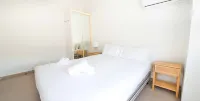 Nelson Bay Breeze holiday Apartments - balcony