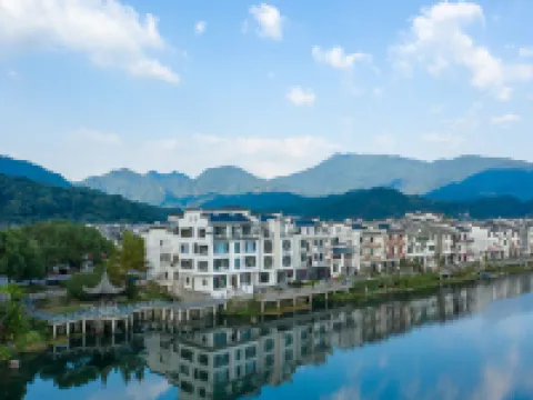 Wuyuan Yunqi·Yushe Homestay (Jiangwan Scenic Area) Hotels near Jiangwan