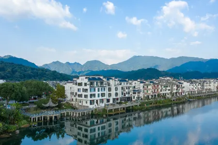 Wuyuan Yunqi·Yushe Homestay (Jiangwan Scenic Area) Отели рядом с достопримечательностью «Jiangling Scenic Area»