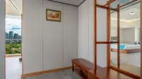 Shitejiasijiudian - balcony