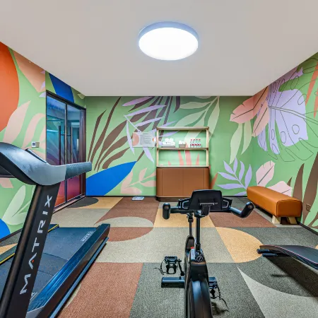 Orange Hotel (Qingyuan Yingde Branch)