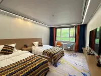 Kanas picturesque mountain residential homestay - romantici