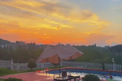 廬山西海·凈塵輕奢浪漫園景氛圍美宿 鄰近柘林湖桃花溪漂流景區的酒店