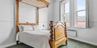 Empire Hotel Queenstown - Double Room With 1 Double Bed And Ensuite