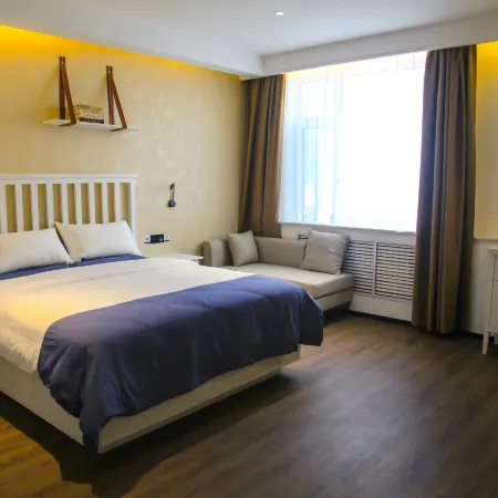 Jiayi Hotel (Xintai Xinwen bus station)