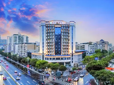 LanOuShangPin Hotel (Wuyue Plaza Huaxi Guang'an Hospital)