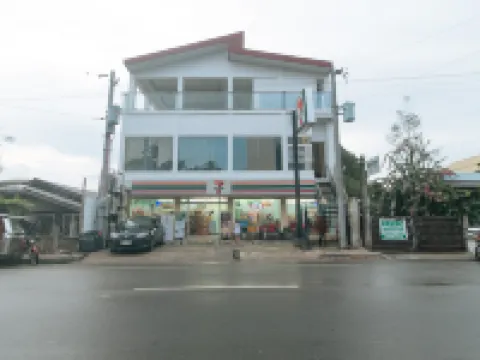 RedDoorz @ Alaminos Pangasinan Hoteles en Alaminos