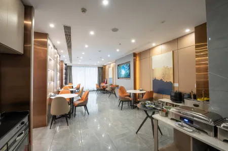 Fengxin Yueyi Lifeng Hotel