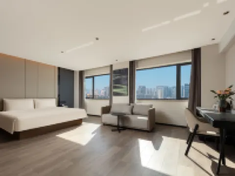 Atour Hotel (Old Town of Zhangzhou, Jiulong Avenue) Hotels near Nanshan Temple