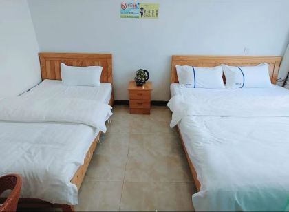 旅安イン（烏蒙大草原）