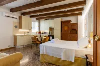 BolognaRoomscom - Frassinago Deluxe - Condos