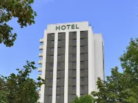 PLAZA INN Leonberg Hotels near Botnang