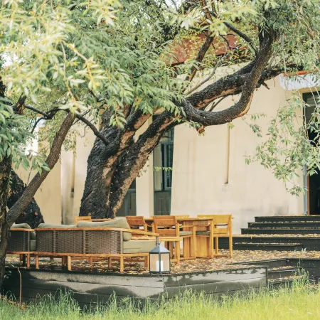 Shigatse Summer Palace Healing Hotel