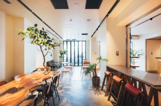 Public Areas MEANDER Osaka Photo