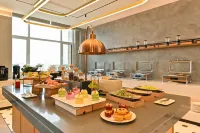 Homeinn Plus Hotel (Yinchuan Lanxi Valley Business Plaza)