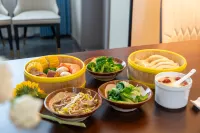 Meixi Hotel (Luoyang Luopu Park Luohe) - pet friendly