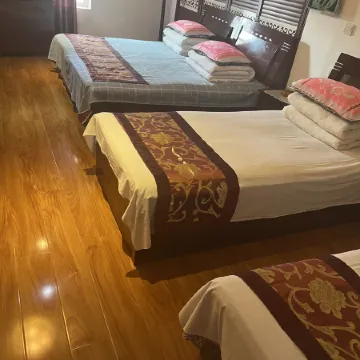 Yangcheng Huangcheng Xiangfu 702 Family Hotel