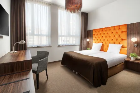 Hotel la Reine