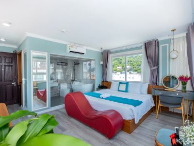 3H GRAND HOTEL