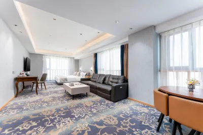 Pullman Hotel (Jinan Wanhong Plaza) Hotel in zona Jilian Gymnasium