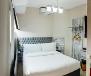 Express City Hotel Hotels near シムケント カザフスタン共和国 シルクロードモニュメント