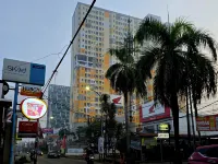 Studio5 @LRTCikunir1 next to Ibis Style Jatibening Hotels in Pondok Gede
