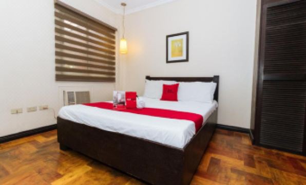 RedDoorz Plus @ The Ridge Tagaytay