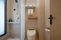 浦東假日飯店（庫爾勒店） 紫羅蘭風情園附近的飯店