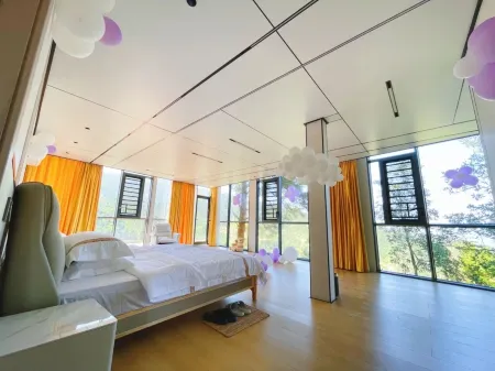 Xiangwang • Wuliyunsong Camping Hotel Отели в г. Шанлинь