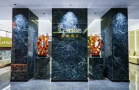 Nanchong Roman Hotel