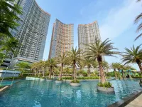 Gold Coast PIK Sea View Apartments by Rentrooms