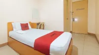 RedDoorz @ Asiana Pension Inn Mandaue City