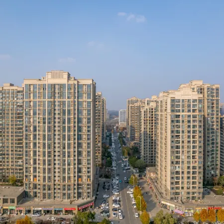 Xinyang Yunzhi Hotel
