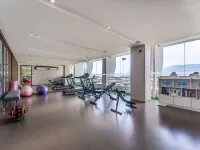 Elong Hotel (Zhaoqing Qixingyan Archway Plaza) Hotels in Zhaoqing