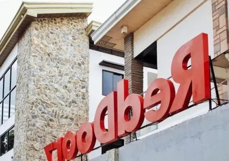 RedDoorz @ JJ & Kaye Apartment Pangasinan Отели рядом с достопримечательностью «Пангасинан Стейт Юниверсити, Ерданета Кампус»