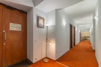 Solo on Vladimirskaya Square