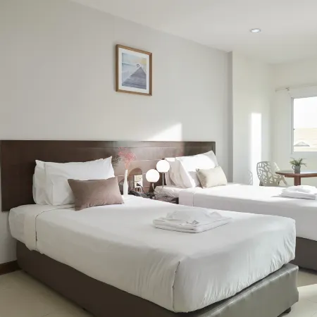 Rhienchai Place Hotel