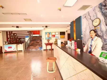 Changyuan Zhongzhou Business Hotel Отели рядом с достопримечательностью «Ruyi Garden»