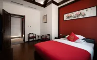 Jinbi Hall Hotel (Nanping Pedestrian Street Jinma Bijifang Branch) - Balkon