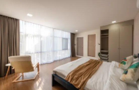 Emeralda Pool Villa | Daily Maid | BBQ | Karaoke Hotels near Payap University