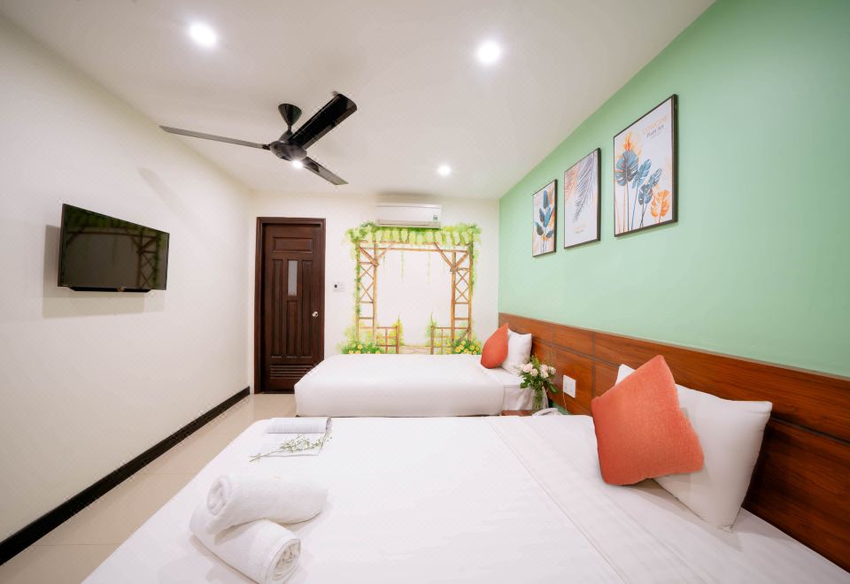 Quoc Cuong Center Hotel Over view