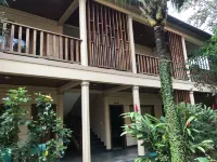 Golden Topaz Phu Quoc Resort Hoteller i Cửa Dương
