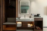 Meihao R Royalss Hotel （Qingdao Zhanqiao Railway Station Branch） - 비치 리조트
