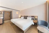 Home Inn Plus Hotel (Linyi Lushang Center Wanda Plaza Branch)