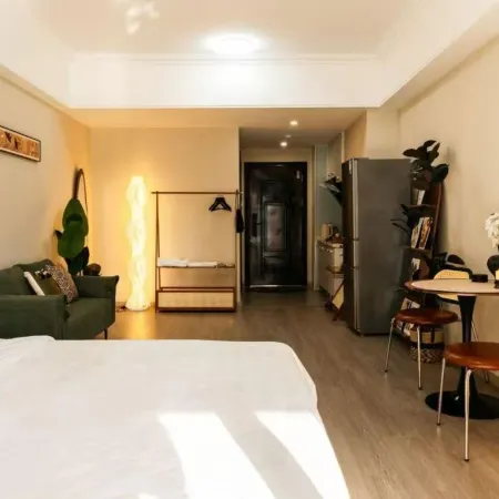 Bengbu Xiaoman Lake View Homestay (University of Finance Tianhu International)