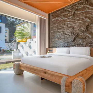 Manye Leisure House · Private Hot Spring Vacation Stay (OMG Heartbeat Paradise Store) Отели рядом с достопримечательностью «Руан Ши Цзинь Бич»