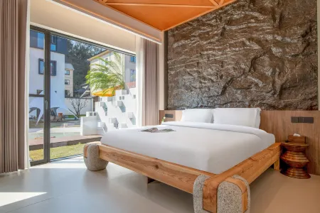 Manye Leisure House · Private Hot Spring Vacation Stay (OMG Heartbeat Paradise Store) Отели рядом с достопримечательностью «Chuiyun Tongtian River»