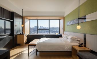 SFEEL Designer Hotel (Yulin International Trade Center Branch)